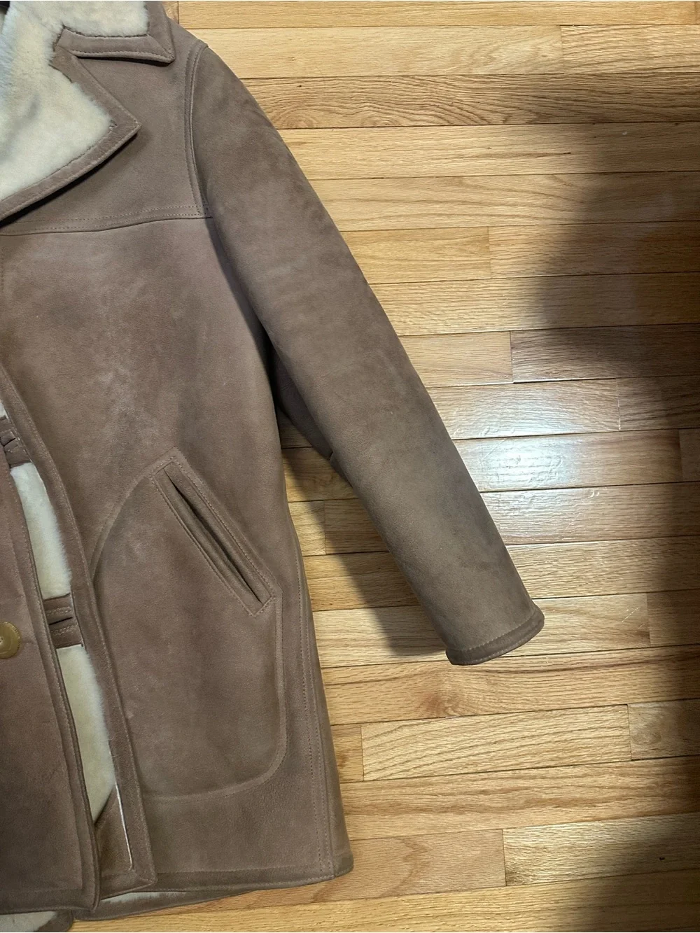 Sawyer Of Napa Macys Men’s Store Taupe Suede Coat with Cream Fur Lining Size 42